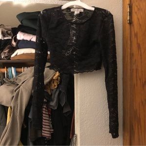 new urban outfitters black lace long sleeve crop top